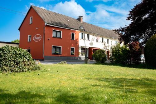 Breitscheid Hotel | Welcoming Landgasthof Zur Erholung: Rated 9/10 & Pet Friendly
