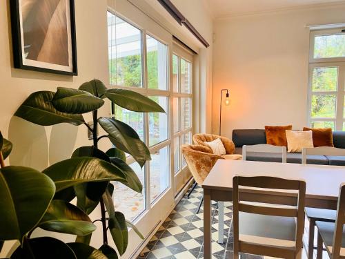 Ellikom Hotel | Inviting Hotel De Hoogmolen with Family-Friendly Amenities