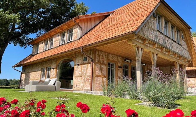 Oeverdiek Villa | Inviting Villas at Timmendorfer Strand with Ocean Views