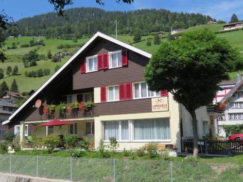 Alt Sankt Johann House | Family-Friendly Landhaus an der Thur with 10/10 Guest Rating