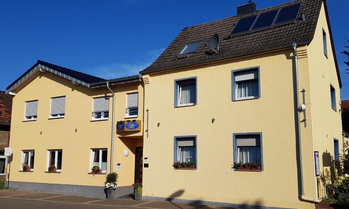 Effeld Hotel | Pet-Friendly Getaway at Landhaus Effeld - 4-Star Comfort