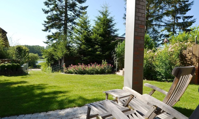 Seedorf Apartment | Cozy Landhaus Gernitz - Pet-Friendly Ocean View Retreat