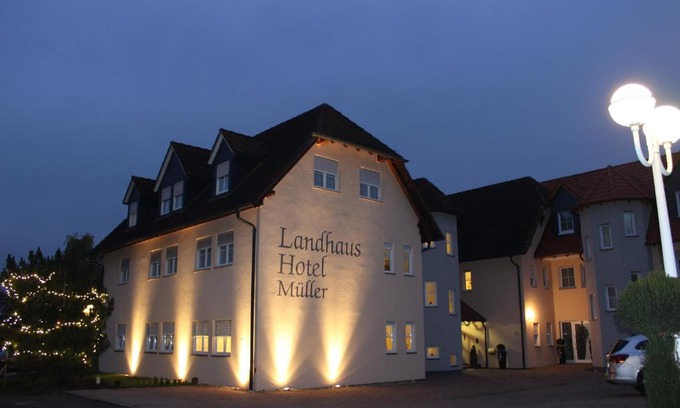 Ringheim Hotel | Pet-Friendly Retreat at Landhaus Hotel Müller - 7.9 Score