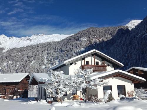 Kaunertal Apartment | Pet-Friendly Retreat at Landhaus St. Hubertus - 10/10 Rated
