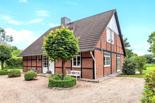 Giekau House | Pet-Friendly Retreat at Landhaus Köhn - Rated 8/10 by Guests