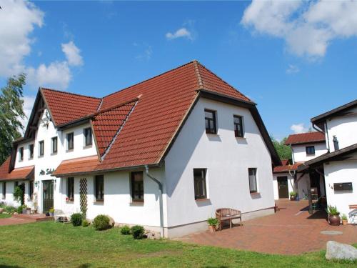 Dargun House | Charming Country House with Pool Near Dargun - Rated 9/10