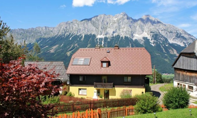 Niederoeblarn House | Exceptional Landhaus Prieger: Spa, Breakfast & Family Friendly