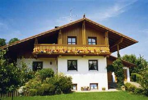 Triftern Apartment | Kid-Friendly Haven at Landhaus Surner - Rated 10/10