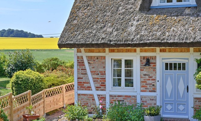 Vilmnitz Apartment | Ocean View Retreat at Landhaus Vilmnitz - Family Friendly Stay