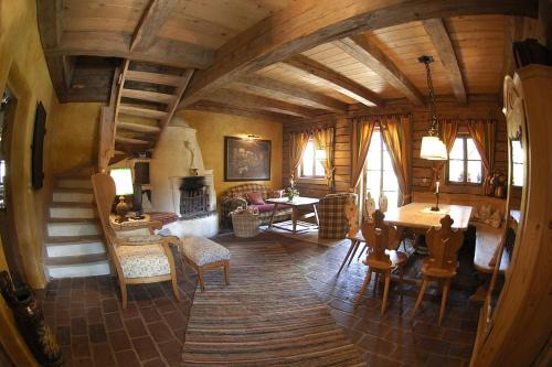Sankt Michael im Lungau Ski Chalet | Beautiful Landhaus Wastlalm: Oceanfront Stay with Pool