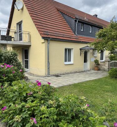 Weißig Apartment | Cozy Landhaus Weißig & Rathen with Ocean Views