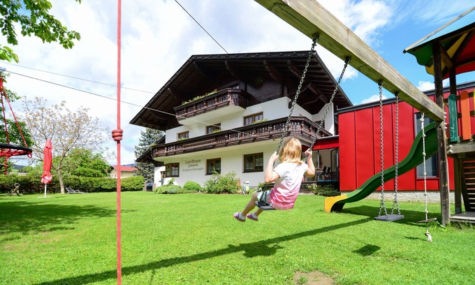 Mauthen Apartment | Discover Landhaus Zoppoth: Family-Friendly with Kitchen Ease