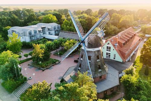 Banzkow Hotel | Relax at Landhotel Lewitz Mühle with Ocean Views & Spa