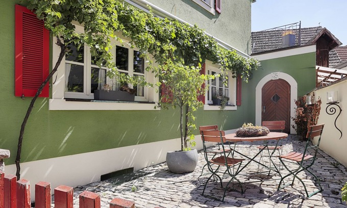 Schwarzach am Main Hotel | Welcoming Getaway at Landhotel Schwab with Breakfast Included