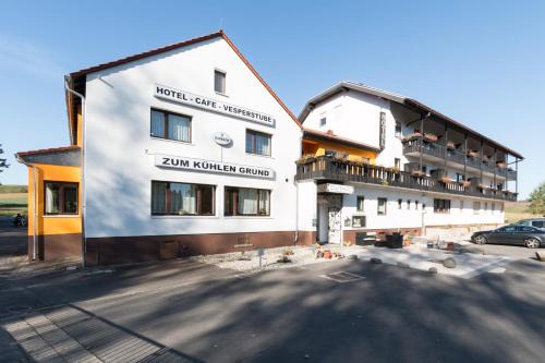 Brensbach Hotel | Discover Landhotel zum kühlengrund & Soultans Paradise Stay