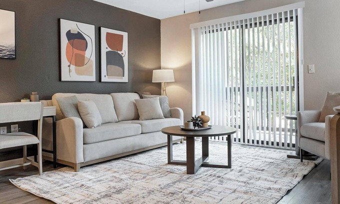 Bellview Apartment | Landing | Amazing 2BD, Pool, Gym