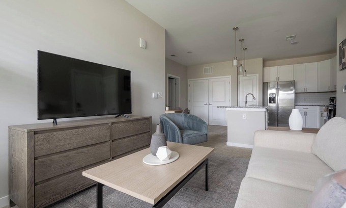 Huntersville Apartment | Landing at Abberly Liberty Crossing - 1 Bedroom.