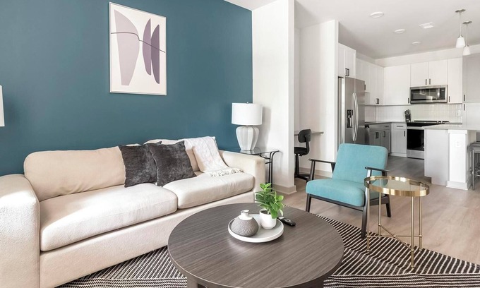 Springfield Apartment | Landing at Corner on Main - 1 Bedroom in Spring.