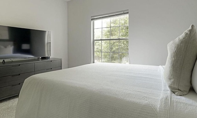 Falconhead Apartment | Landing at Falconhead - 1 Bedroom in Falconhead