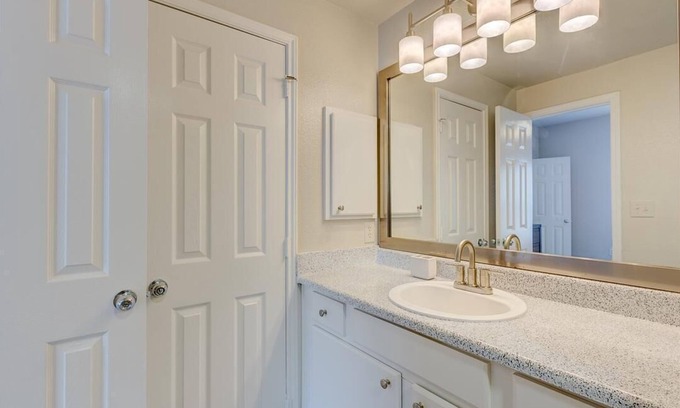 Euless Apartment | Family-Friendly Stay at Franciscan At Bear Creek, Euless
