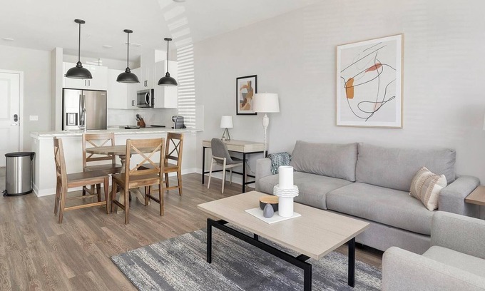 Huntsville Apartment | Landing at Laurel at Dry Creek - 1 Bedroom in E.