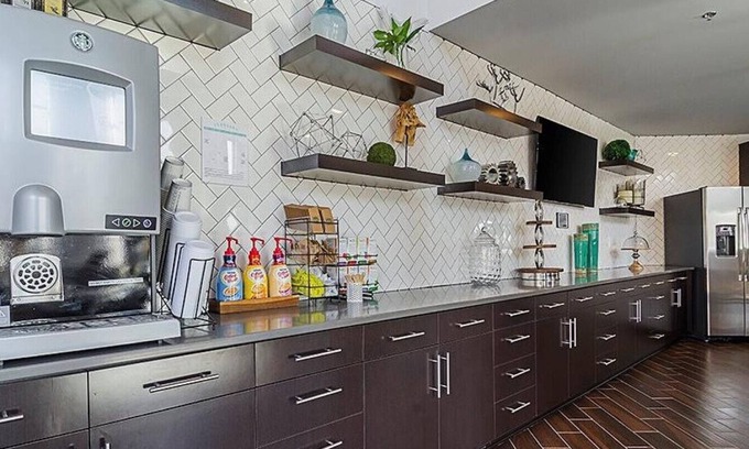 North Raleigh Apartment | Relax at Meridian: 2 Bedrooms with Pool in North Raleigh