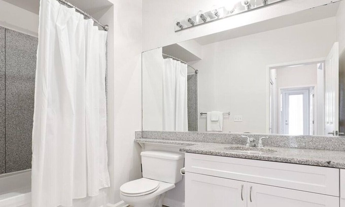Foster City Apartment | Relaxing 1 Bedroom Retreat at Miramar in Lincoln