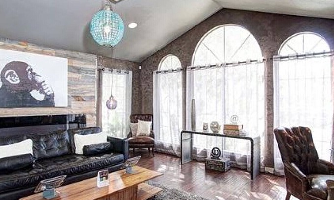 The Section Seven Apartment | Experience Reflections at the Lakes - Family-Friendly Retreat