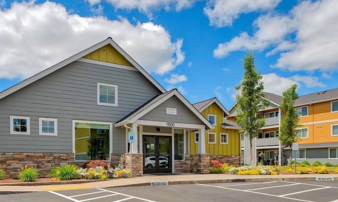Vancouver Apartment | Discover Rock Creek Commons: 2-Bedroom Retreat in Orchards