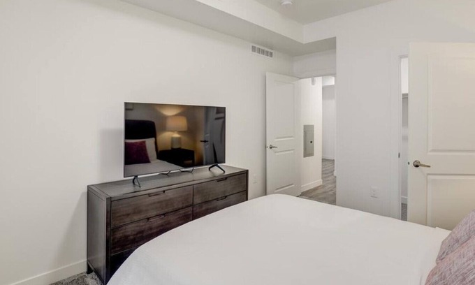 Bluffdale Apartment | Discover Relaxation at Landing at Rockpoint - 1 Bedroom Retreat