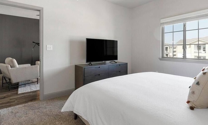 Burleson Apartment | Discover Shannon Creek Apartments - 1 Bedroom in Burleson