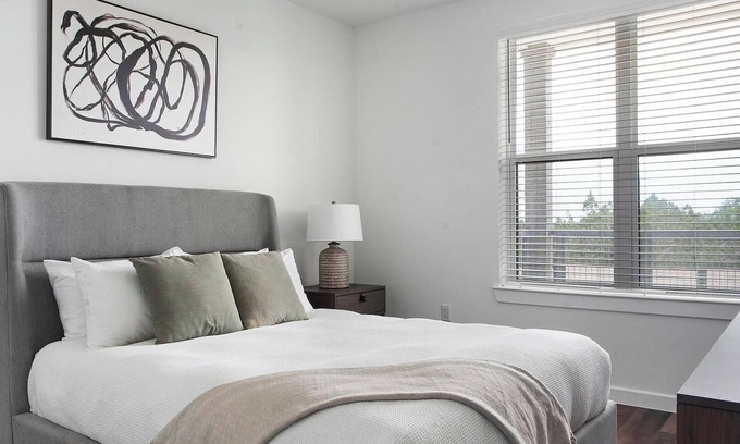 Lakeway Apartment | Discover The Artesian at Bee Cave: 1 Bedroom Getaway