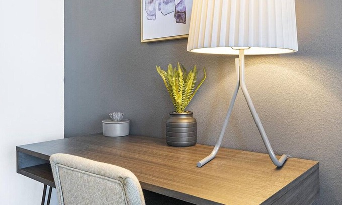 Garland Apartment | Discover The Hendry: 1 Bedroom Retreat in Downtown Garland
