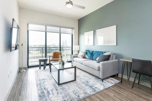 Pflugerville Apartment | Experience The Parker Austin: Pet-Friendly 2 Bedrooms Downtown