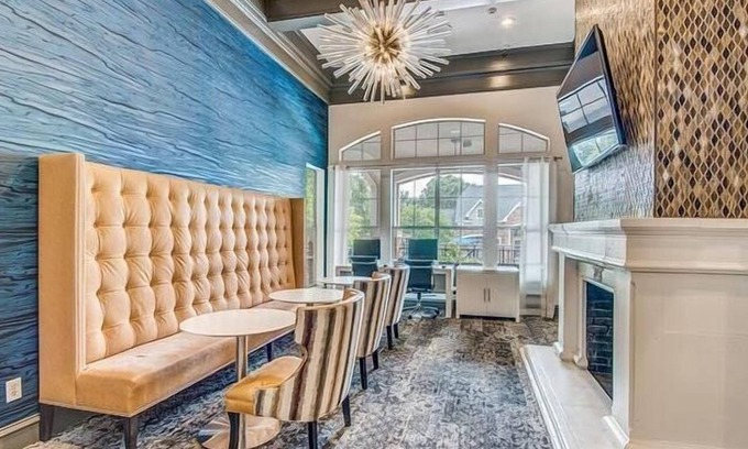 Las Colinas Apartment | Discover The Station at MacArthur - 1 Bedroom Retreat