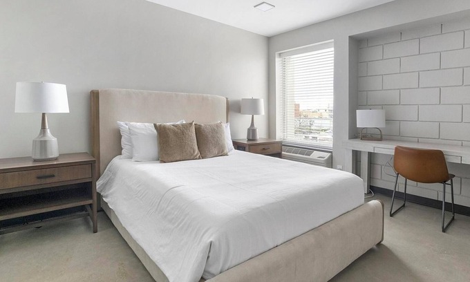 Five Points South Apartment | Landing at Tower on Tenth - 1 Bedroom in Five P.