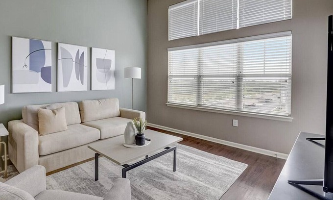 I-435 West KC-KS Apartment | Discover Village West Luxury Apartments - 1 Bedroom Oasis