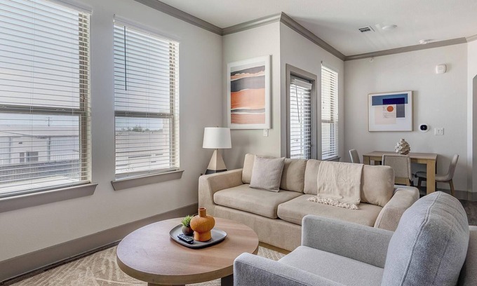 Manor Apartment | Landing | Beautiful 1BD, Courtyard, Gym