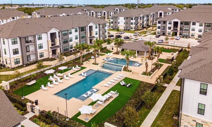 Pflugerville Apartment | Discover The Parker Austin: 1 Bedroom in Downtown Pflugerville