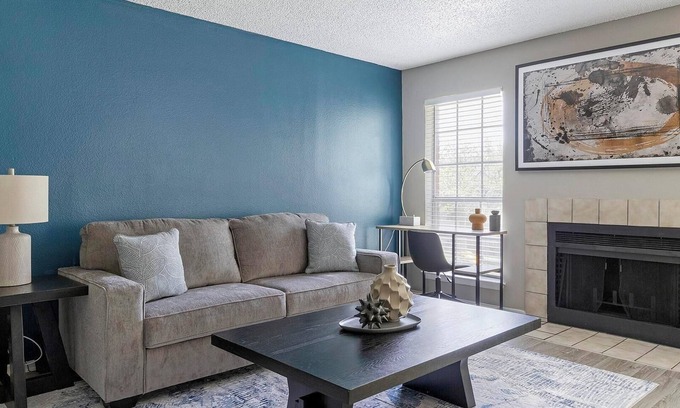 Royal Ridge Apartment | Landing | Incredible 1BD, Clubhouse, Gym