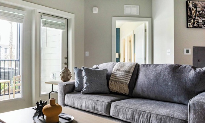 Fort Myers Apartment | Landing | Modern 1BD, Pool, Clubhouse