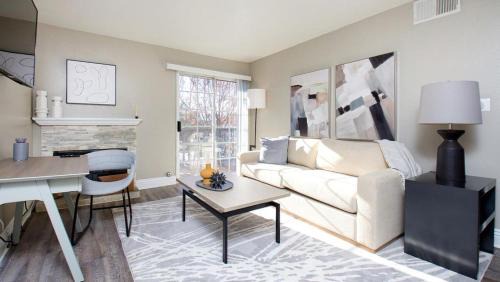 Temecula Apartment | Modern Apartment with Pool & Pet-Friendly Amenities