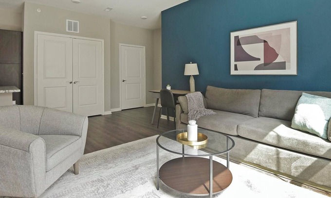 Chesterfield Apartment | Landing | Stunning 1BD, Gym, Pool