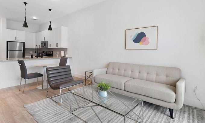 Denton Apartment | Landing | Stunning 1BD in Denton