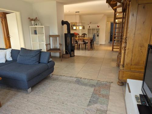 Himbergen Apartment | Discover Comfort at Landleben Eichenhof - Family Friendly Retreat