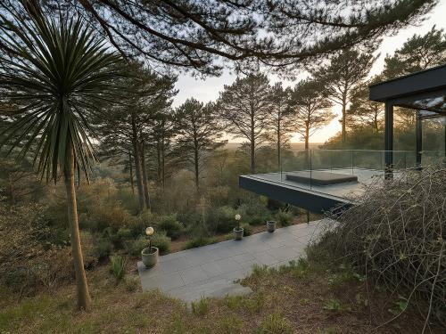 Salcombe House | Pet-Friendly Landmark Hotel: Family-Friendly 4-Star Retreat