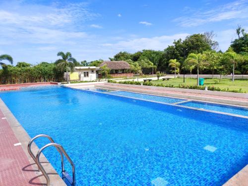 Krishna Karanai Resort | Relax at Landmark Pallavaa Beach Resorts with Great Amenities