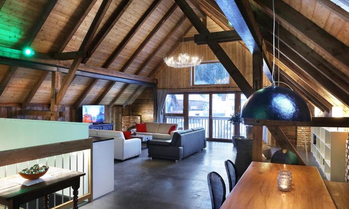 Mariapfarr Apartment | Discover Landschützer's Country Suites with Ocean Views