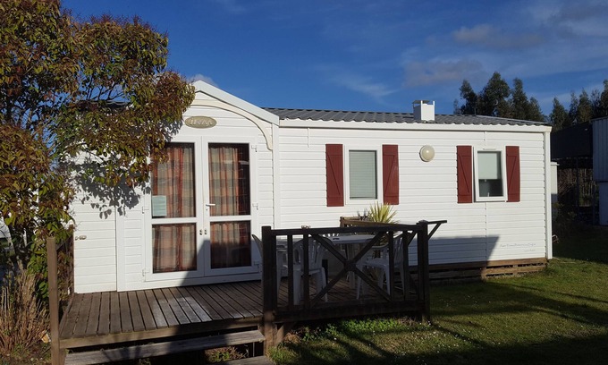 Burinhosa House | Comfortable Landshause Bungalow T2 with Pool & Breakfast