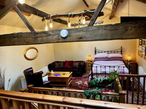 Lumbutts House | Oceanfront Retreat at Swallows Nest Barn - Rated 9.2/10